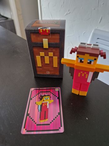 Figurine minecraft McDonald's