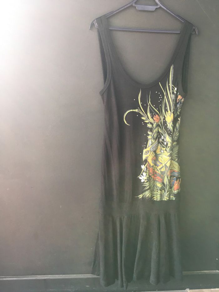 Robe décolletée dos - photo numéro 2