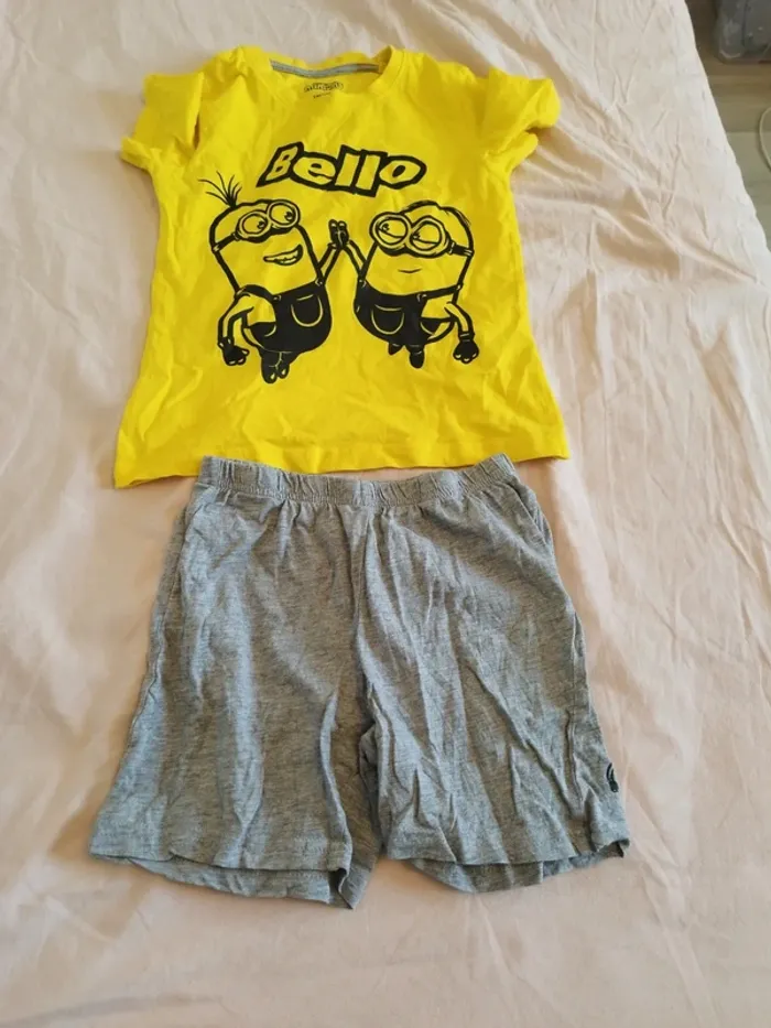 Pyjama 2pieces minions 4/6ans
