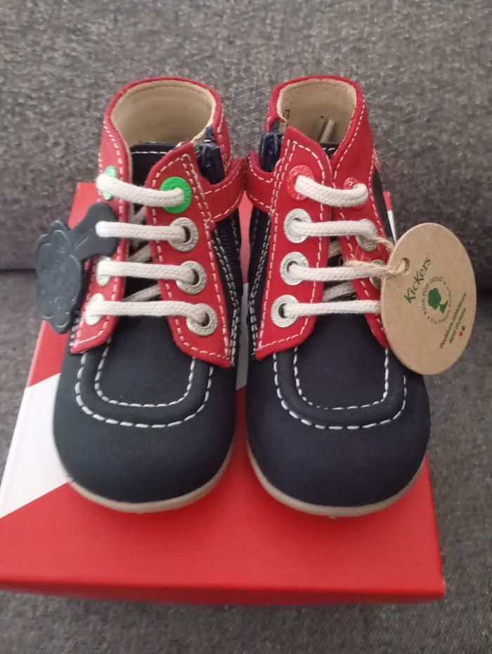 Kickers neuves pour garçon en taille 21 - photo numéro 2