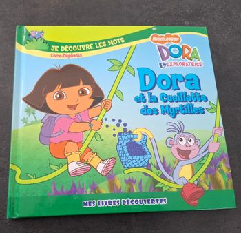 📚 Livre enfant Dora l’Exploratrice – Dora et la cueillette des myrtilles