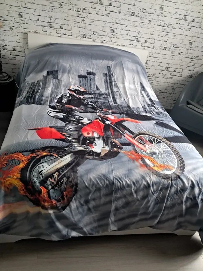 Couette 2 taies d'oreiller Moto cross neuf