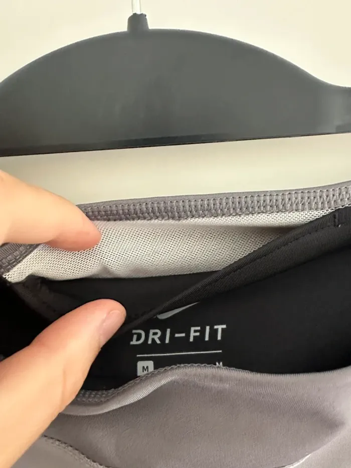 Nike leggings noir taille M dri fit, très bon état - photo numéro 5