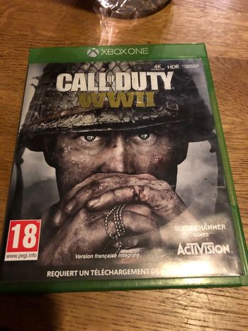 Jeu call of duty WWII Xbox one
