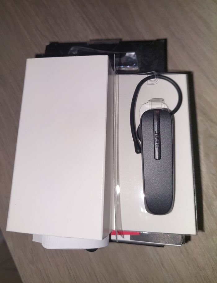 Oreillette Bluetooth Jabra talk 5 - photo numéro 2
