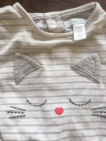 Jolie pyjama à pieds/ grenouillère rayée/ Obaibi/6mois