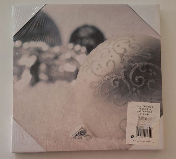 Tableau à suspendre ou à poser au décor de boules de Noël argentées