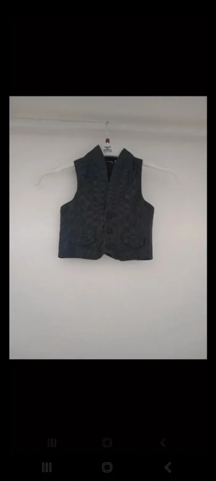 Bolero kiabi taille 3ans