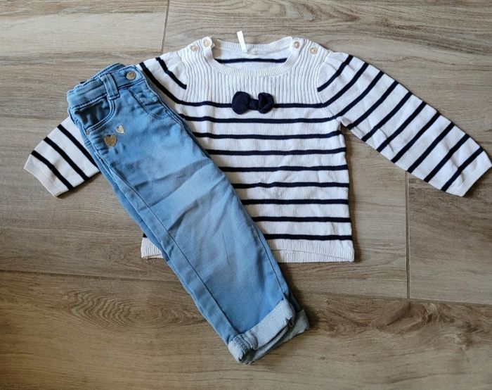 Ensemble pull marinière et jeans taille 18 mois