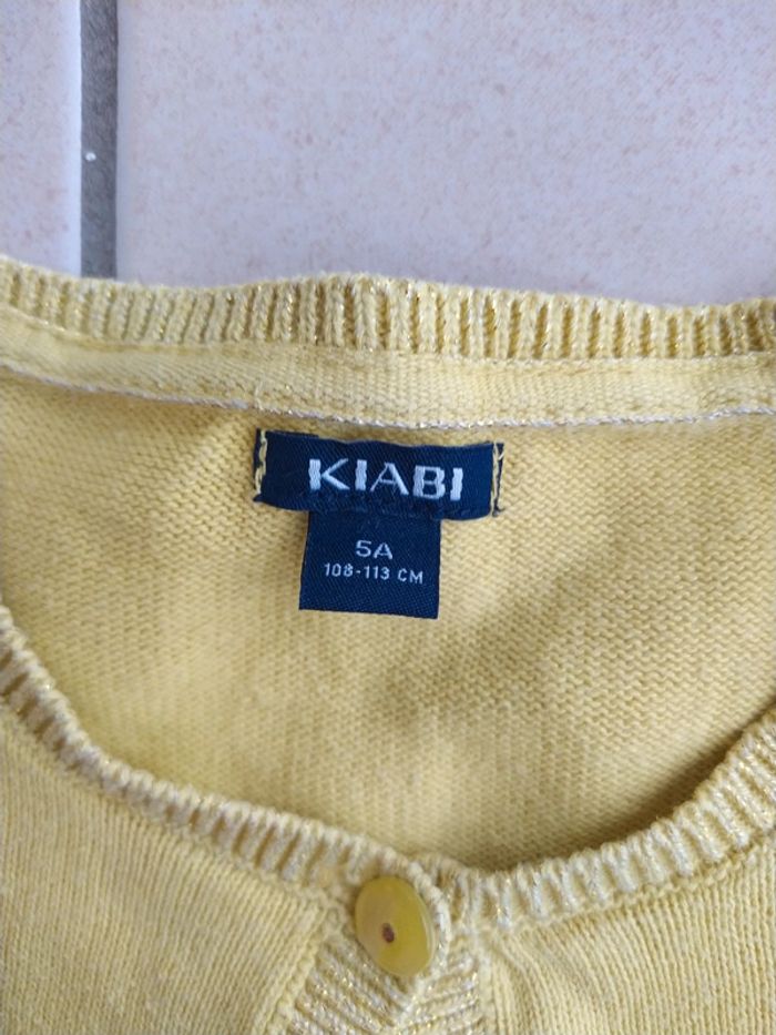 Gilet à bouton d'été fille taille 5 ans marque Kiabi - photo numéro 2