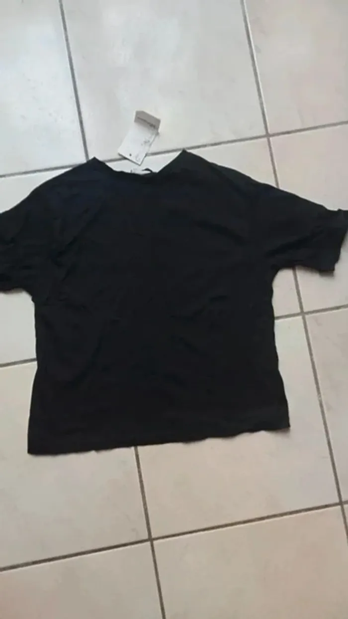 T shirt papillon manches courtes noir - photo numéro 3