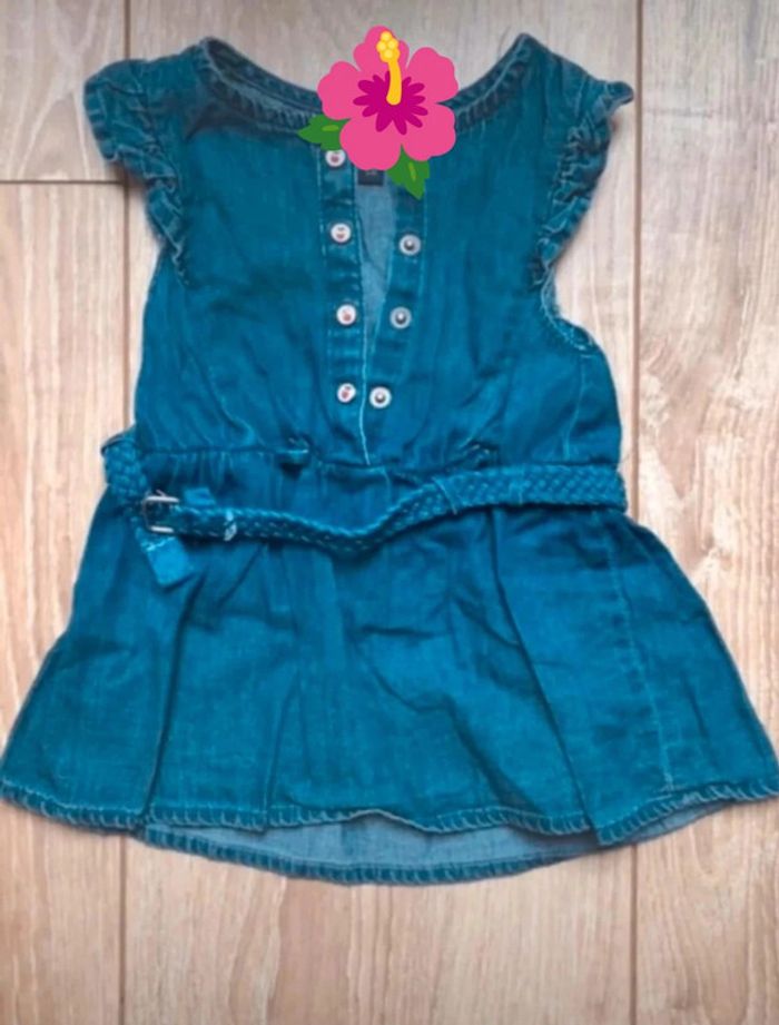 Robe 3mois Kiabi état neuf - photo numéro 3