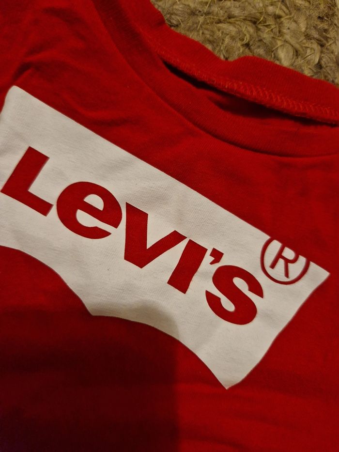 T shirt Levi's 6 mois - photo numéro 2