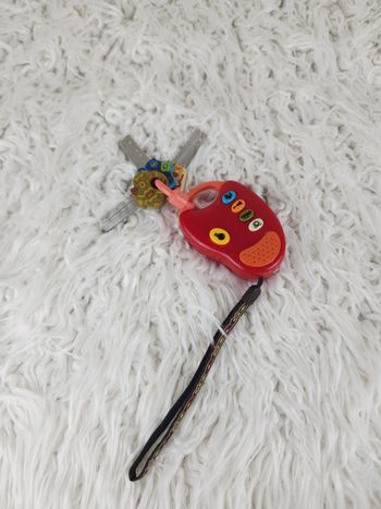 Clé de voiture porte clé avec lumières et sons marque JouéClub 🎅