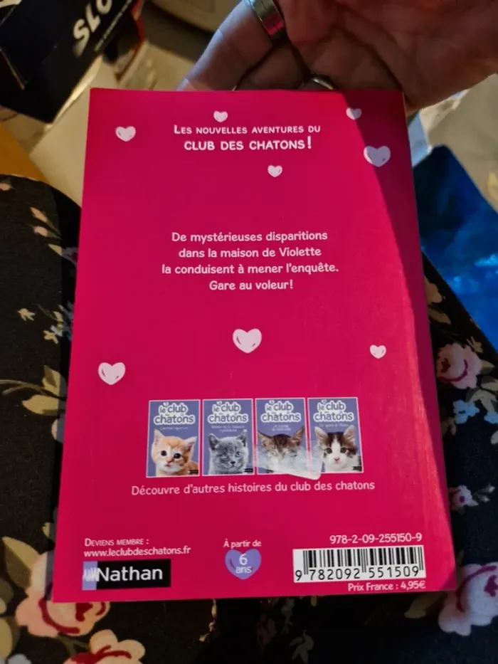 Le club des chatons une enquête avec chaussette - photo numéro 2