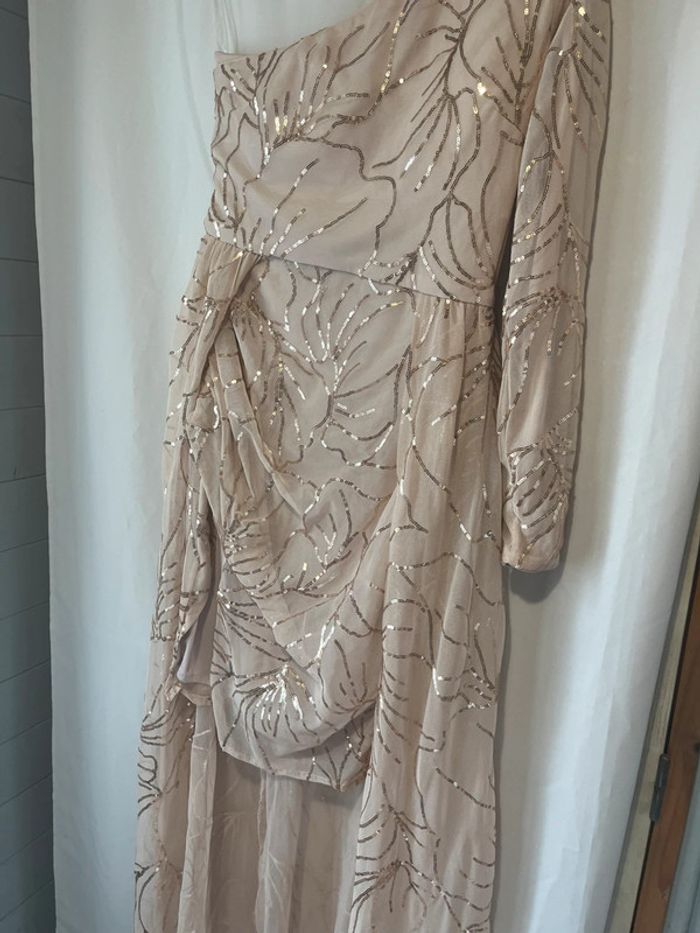 robe de cérémonie - photo numéro 3