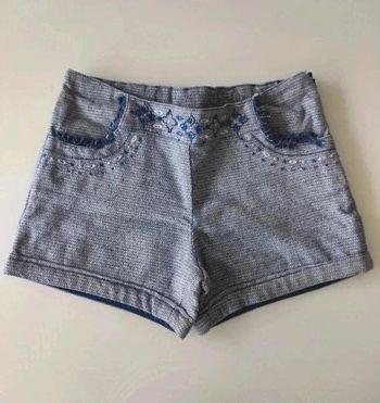 9 € Short 6 ans