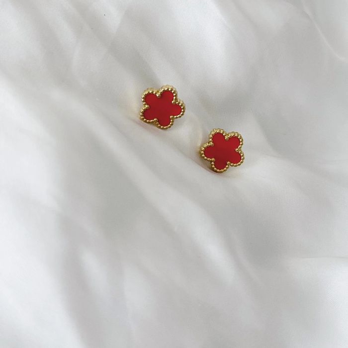 Boucles d’oreilles fleurs rouges