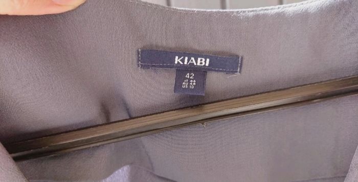 👗 Robe col ouvert - photo numéro 5