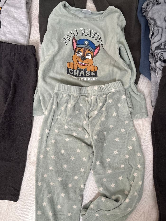 Lot pyjamas velours garçon 6 ans - photo numéro 5