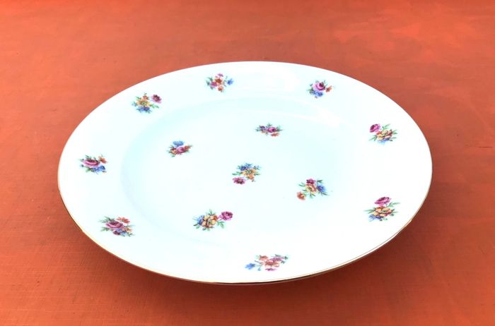 5 assiettes creuses anciennes  Porcelaine P.N France - photo numéro 7