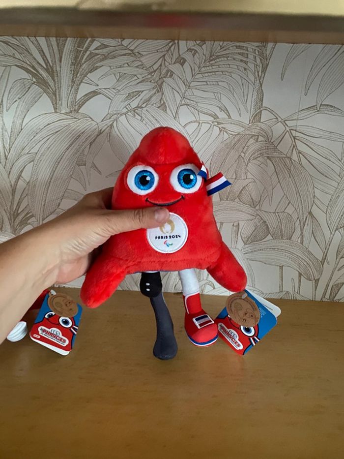 2 Mascottes Les Phryges JO 2024 - photo numéro 3