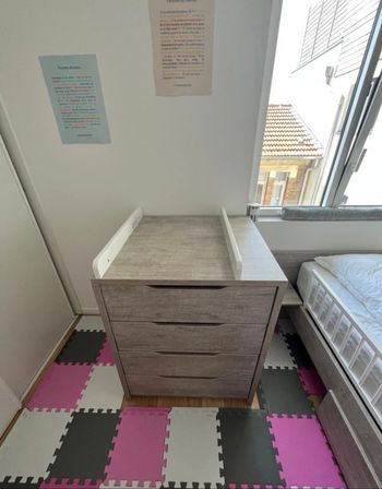 Table à langer et commode