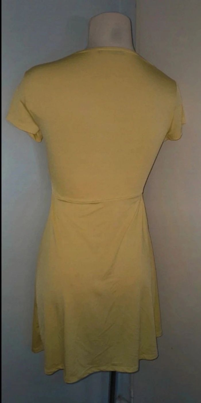 Robe jaune taille 1 - photo numéro 4