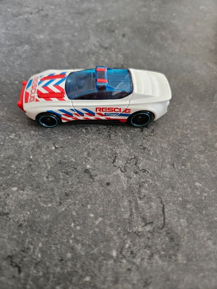 Lot jouets - photo numéro 6