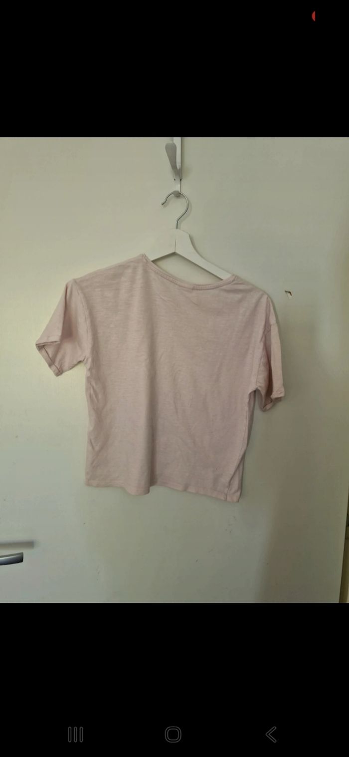 T-shirt rose avec motif