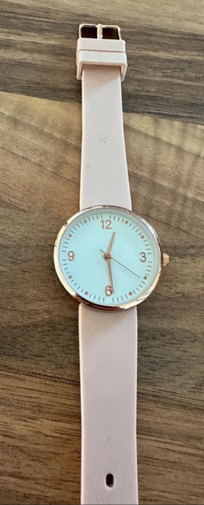 Lot de 2 montres à petit prix
