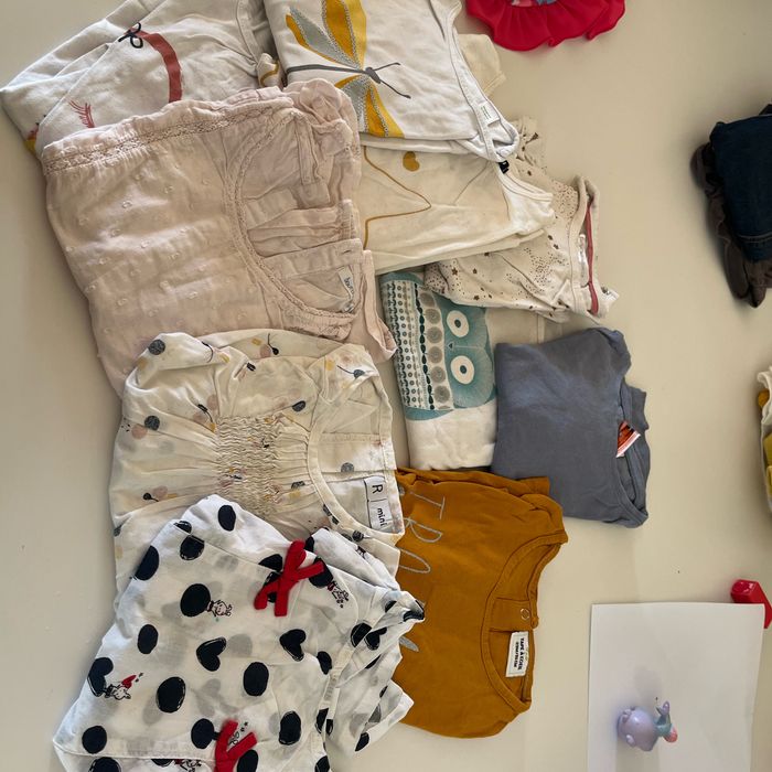 7 tee short manches longues + 3 blouses fille 24 mois