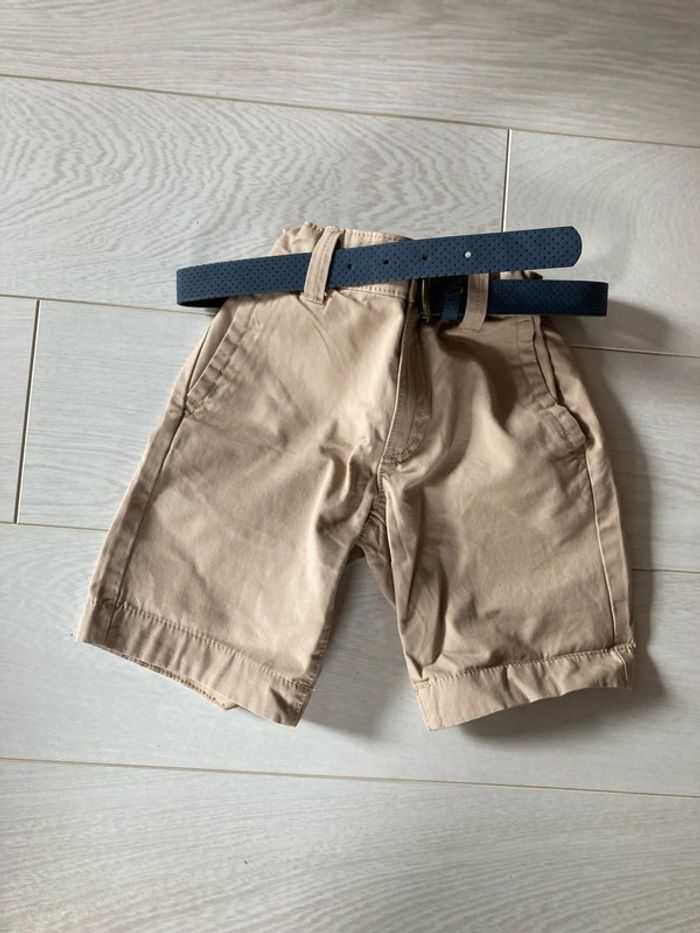 Short avec ceinture Kiabi 6ans