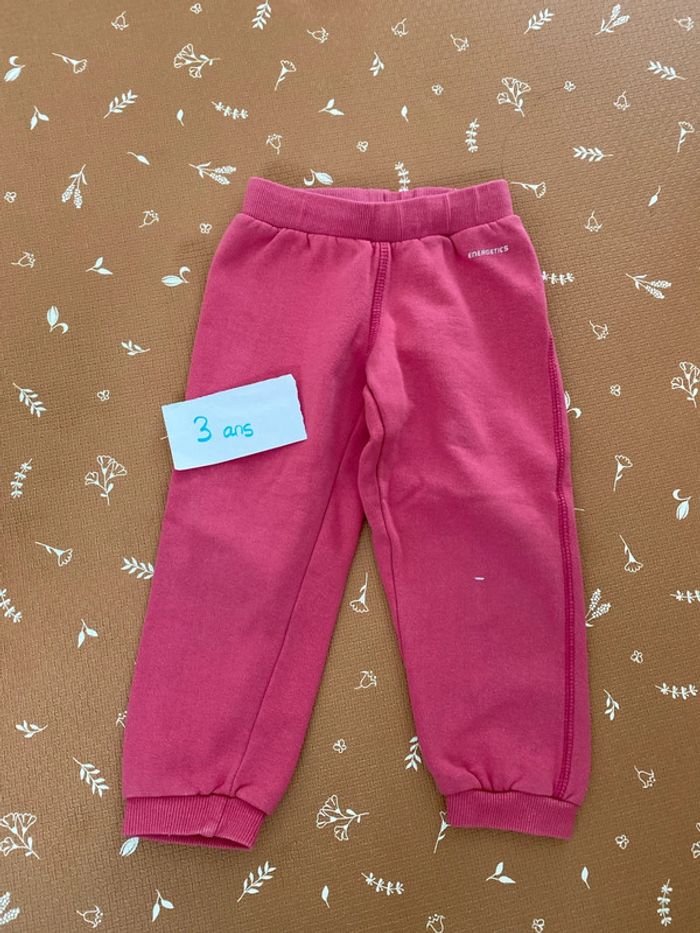 Jogging rose 3 ans
