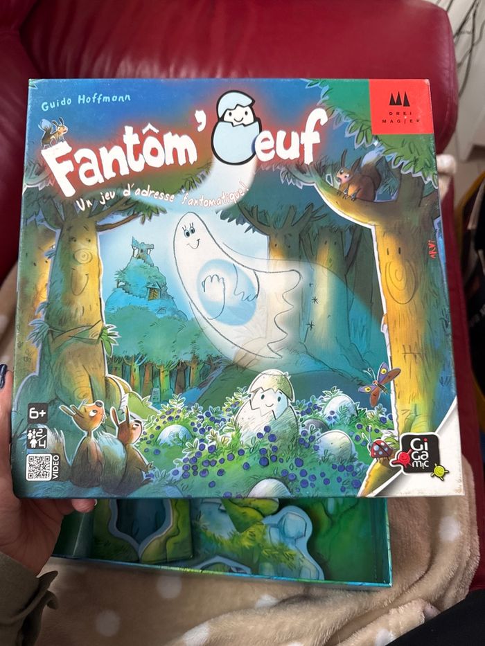 Jeu, fantôme, œuf