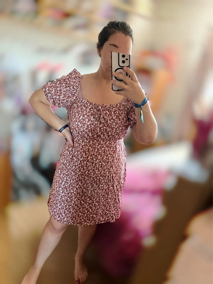 Robe fleurie manche bouffantes Primark