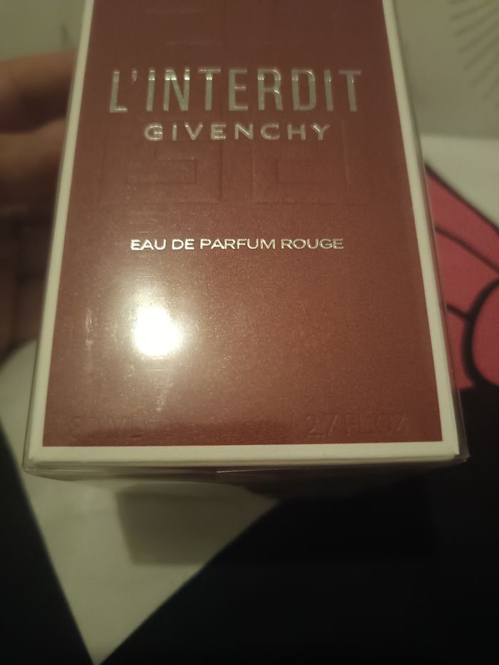 Givenchy - photo numéro 3