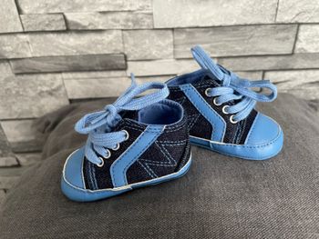 Chaussures bebe neuve