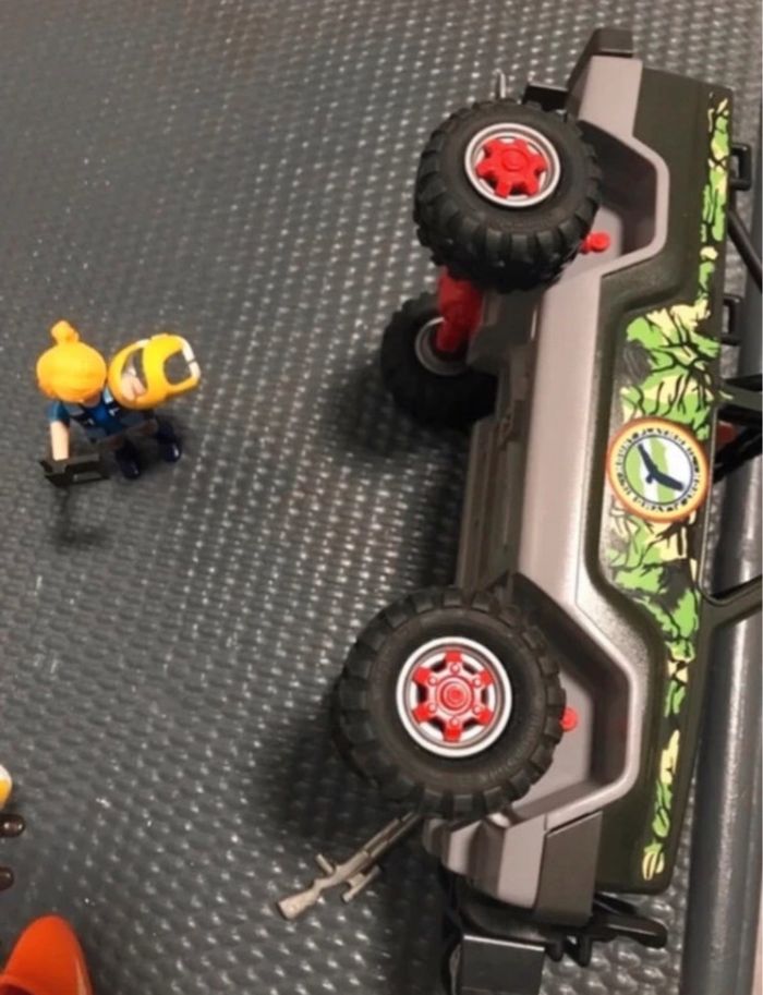 voiture playmobil 5558 les aventuriers Wild Life Pick Up - photo numéro 7