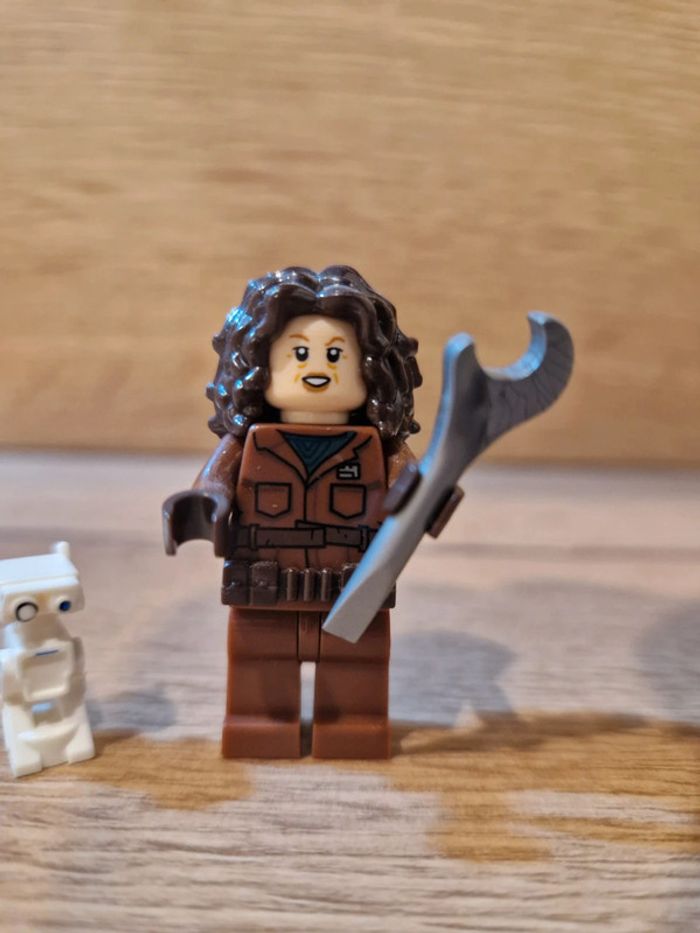 Figurine type lego Peli Motto avec droide Mandalorian star wars - photo numéro 2