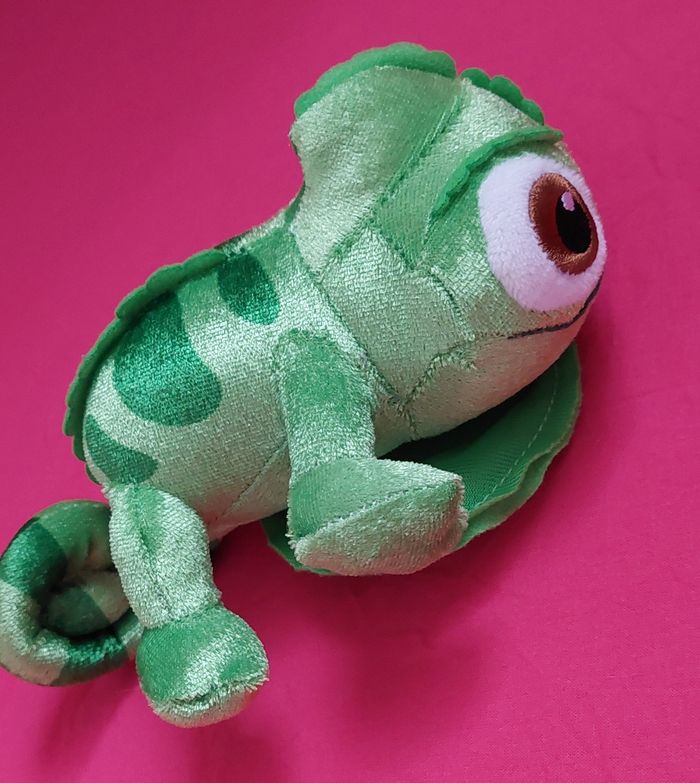 Peluche Pascal du disney Raiponce