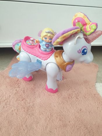 Azalée la licorne