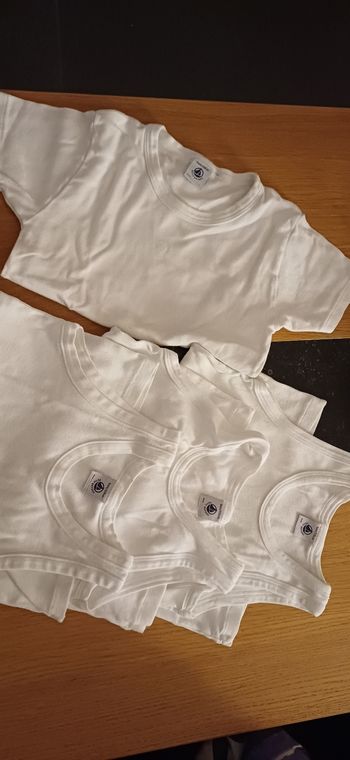 Lot 4 sous-vêtements garçon taille 8 ans petit bateau