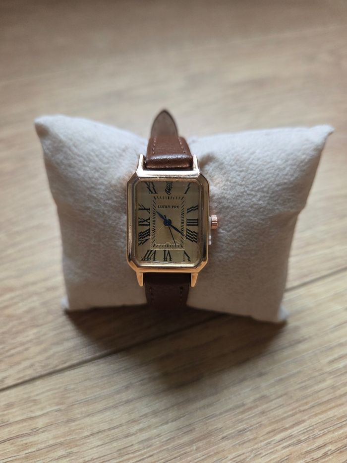Montre femme vintage - photo numéro 1