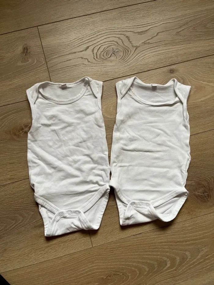 Lot body sans manches