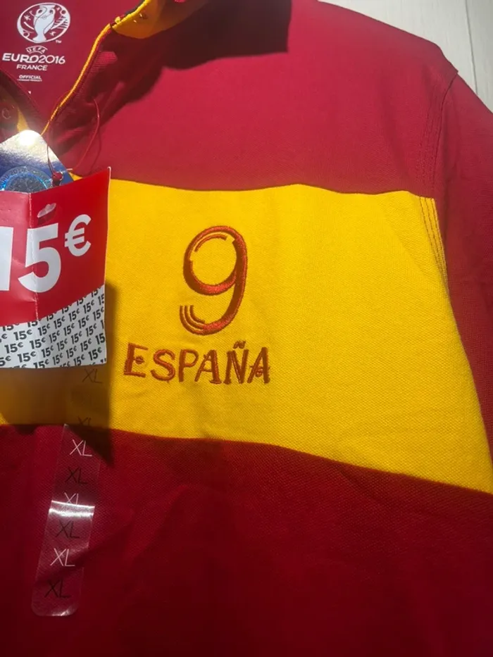 Polos UEFA - photo numéro 3