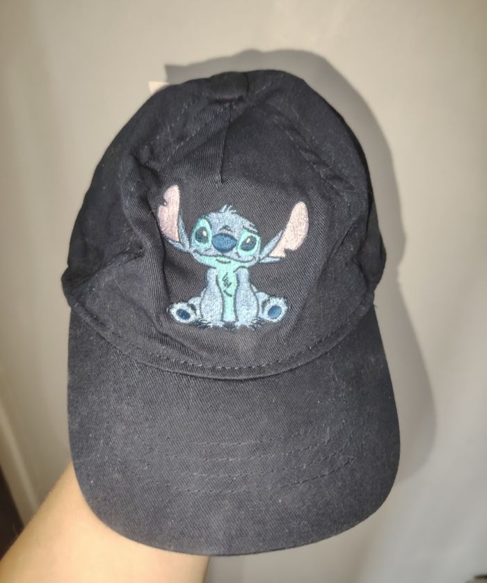 Casquette Disney stitch taille 49/50