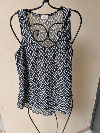 Débardeur transparent noir et crème