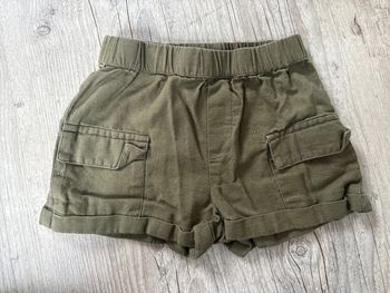 Short mi saison 4ans neuf