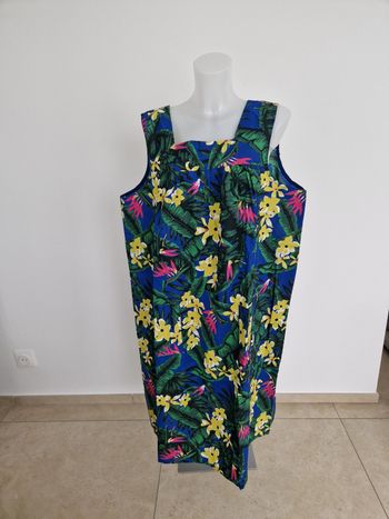 Robe bleue à motif fleurie Charmance